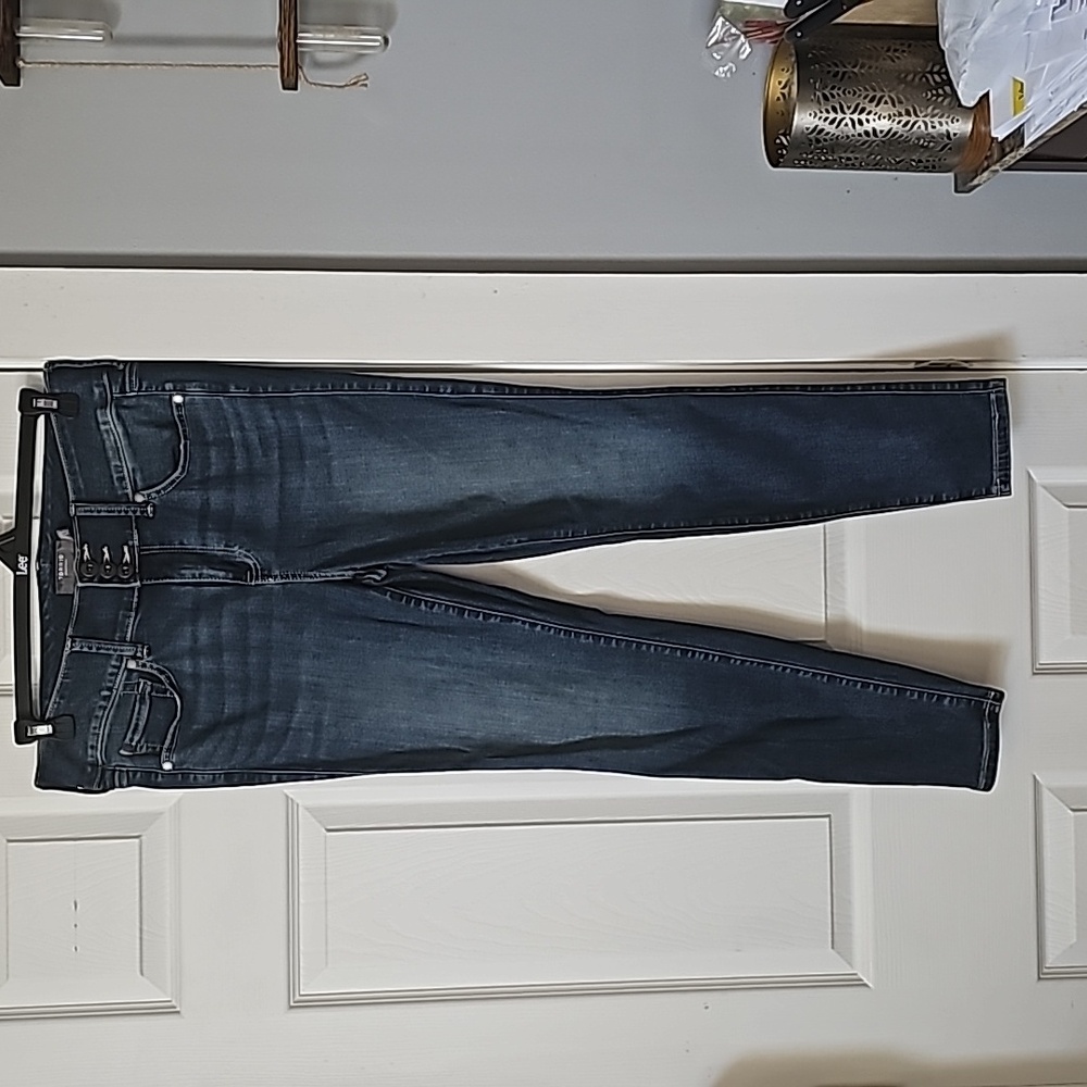 Torrid 10s medium wash skinny jegging